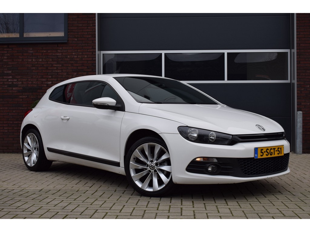 Volkswagen Scirocco 1.4 TSI 122pk Highline Hentra Auto's